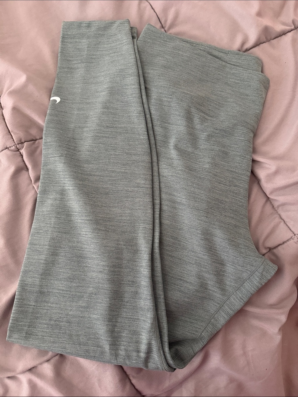 Nike Women Gray Heather Performance Leggings